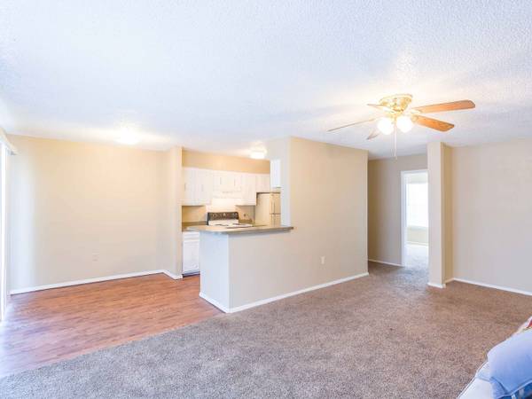 $1,250 / 3br - 1177ft2 - Excellent location on the South side of town! (2400 Buffalo Gap Road, Abilene)63810575414147122