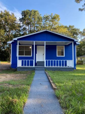 $900 / 3br - 1064ft2 - Dothan 3 Bedroom 1 Bath Home For Rent (Dothan)63611859658113121