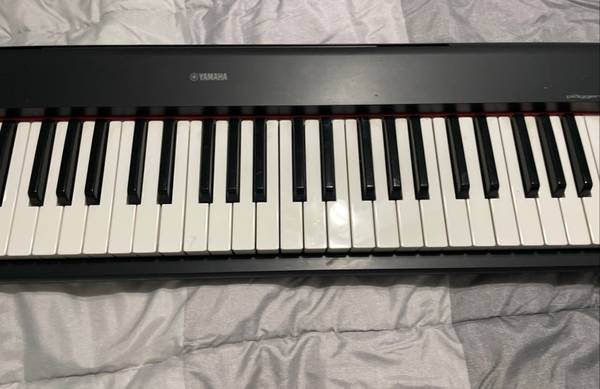 Yamaha NP-11 Keyboard Piano Touch responsive with midi - $80 (Seattle)63444059262465122