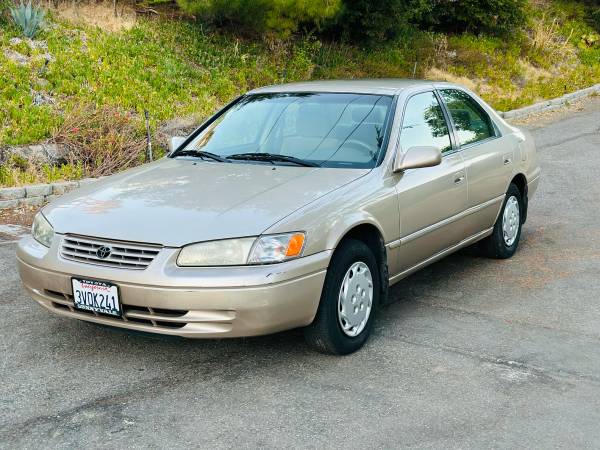 1997 Toyota Camry - $3,900 (San Jose)63654700032387120