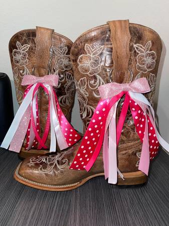 Boot bows 1