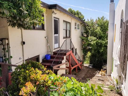 $1,750 Updated Studio in Berkeley's Gourmet Ghetto (berkeley)63682796554113121