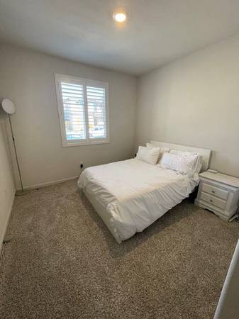 $610 *Room Available in New Community in Elk Grove* (Elk Grove)64043669876994124