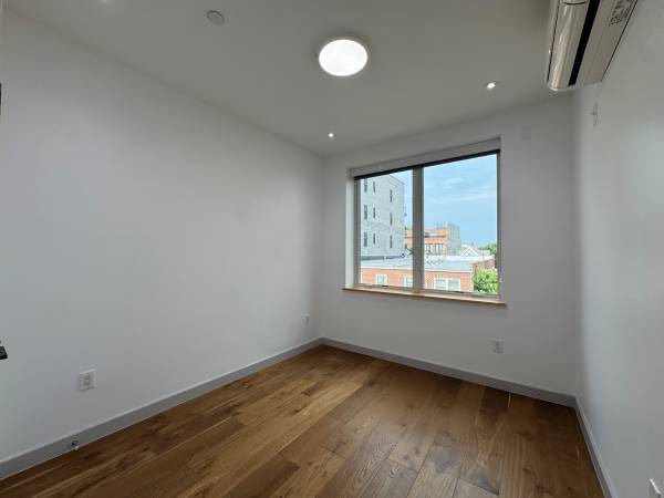 $3,250 / 2br - ‼️ NO FEE ! Luxury 2BR/2Bath ! W/D in unit ! Terrace !63788856830465124