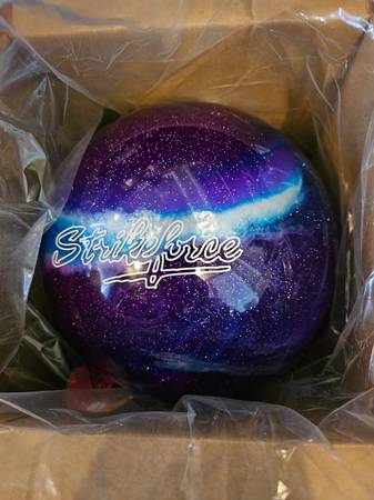 KR Strikeforce Bowling Ball (NIB) 1