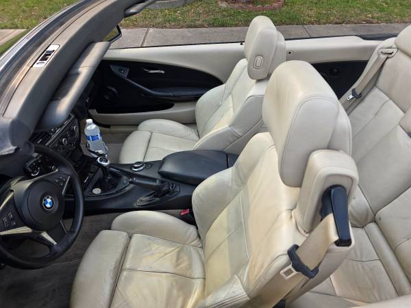 2008 BMW 650i convertible with "MANUEL" transmission. A Rare car. It's - $5,90063439771133315121