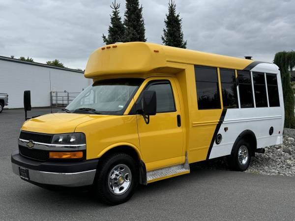 2014 Chevrolet Express 3500 Duramax Diesel w/ Wheelchair Lift - $19,950 (Mount Vernon)63475678545025124