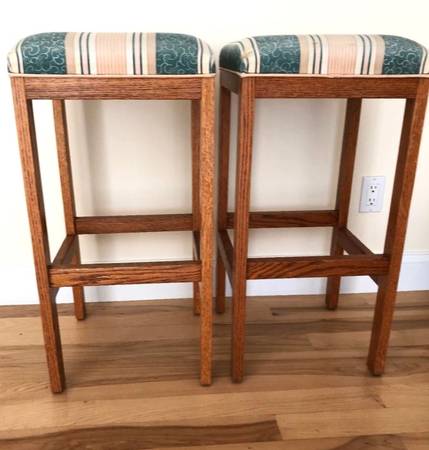 BAR STOOLS – Oak - Pair 1