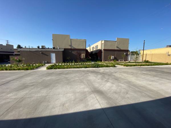 $1,525 / 2br - 2bdrm,1.5bth63809838324353120