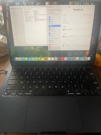 Like new Warranty til Dec 2026 MacBook Air M2 Max spec 16gb ram 500SSD 1