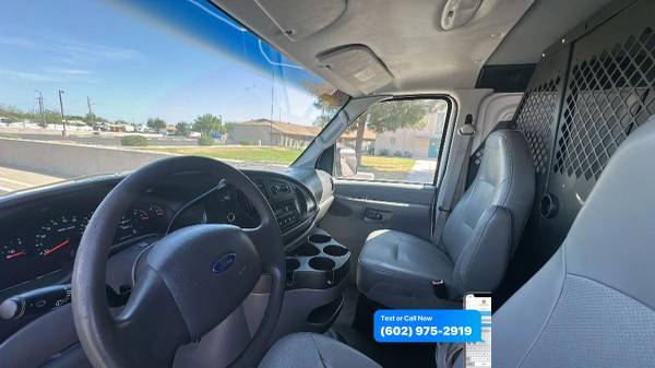 2008 Ford E250 - Photo 12
