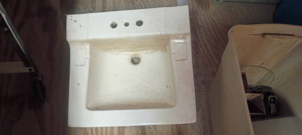 Free Sinks 1