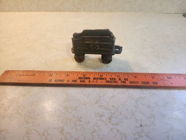 Cast Iron Train car (1910's) 1