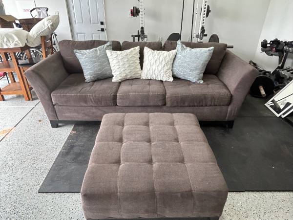 Couch & Ottoman Set 1