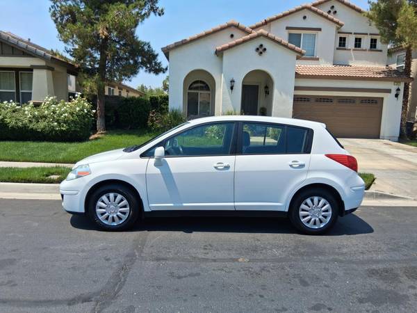 2012 Nissan versa 149k original miles!!! - $3,50063440334615683121