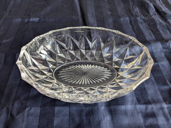 Like new Signed Val St. Lambert Belgium heavy cut Crystal Serving bowl 1