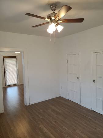 $900 Salón de belleza o uso comercial (NUEVA ORLEANS)63791993712643123