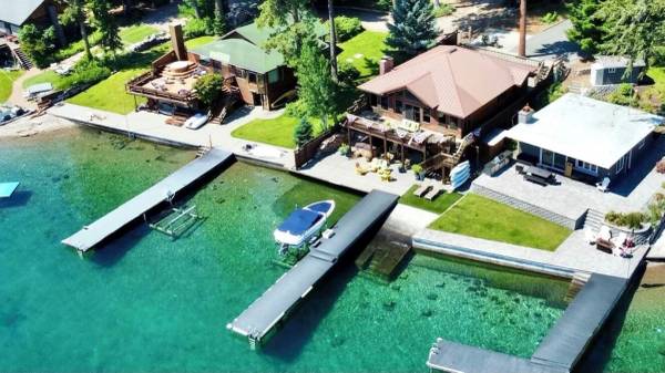 $1 / 4br - Escapada familiar frente al lago: WiFi, bañera de hidromasaje, mesa de billar, justo en el lago Chelan (Chelan Falls)63886983419779121