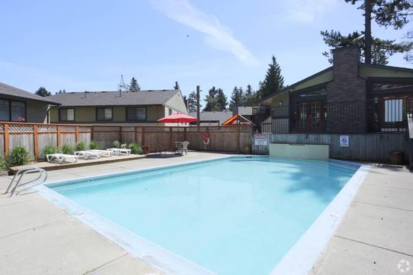 $1,815 / 2hab - 1032ft2 - Armarios Grandes, Lavavajillas, Lavadora y Secadora Incluidas (Hazel Dell)63831464802947120