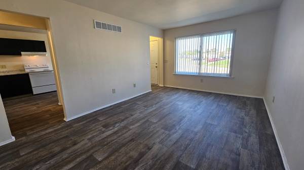$1,525 / 3br - 1600ft2 - 🏡GRAN EVENTO DE ALQUILER AHORRA HASTA $500 EN COSTOS DE MUDANZA💒 (Taylor)63937877874819122