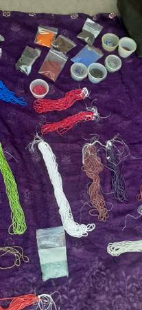Glass beads, 15/0-18/0 1