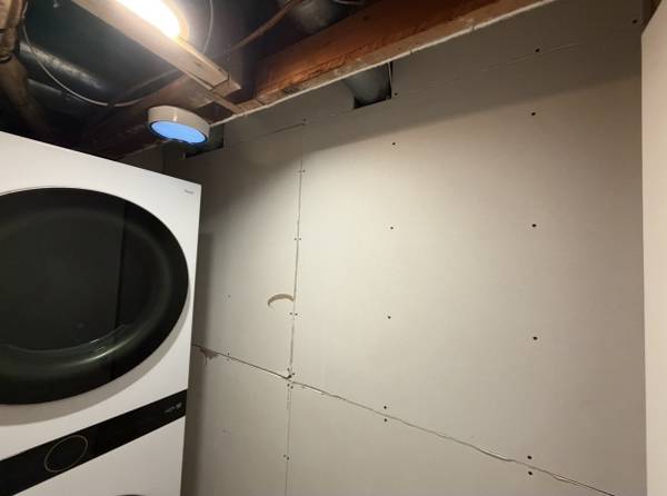 7.5’ × 7.5’ Soundproofing/Drywall Project – Labor Only 1