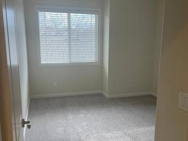 $1,897 / 2br - 1094ft2 - Garages, Storages and Reserved Parking Available (Kennewick)63811210241923124