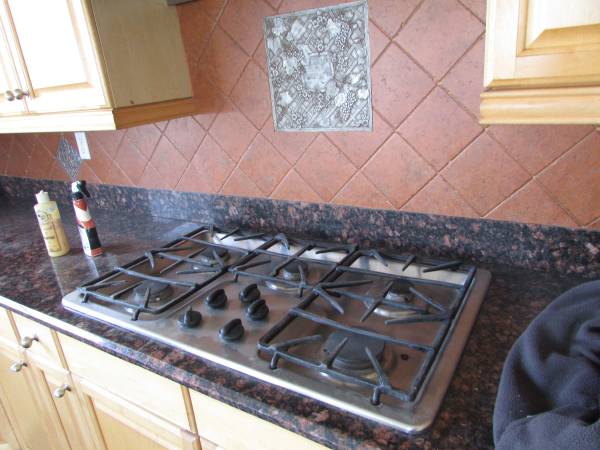 $669,500 / 5br - 3190ft2 - Price Just Reduced  (Hurry) All new and ready for new owner / renter (Springville)63809642798337124