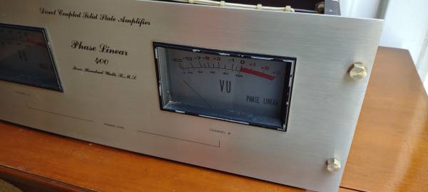 Phase Linear 400 Stereo Power Amplifier - $145 (Bellingham)63435874600705123