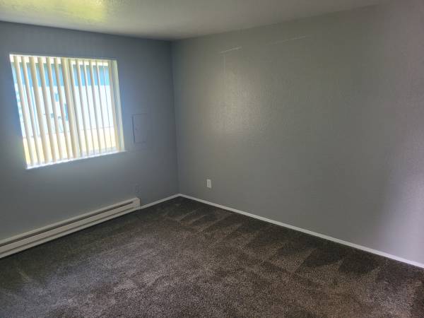 $1,400 / 2br - 850ft2 - 2 bedroom with Washer & dryer and Fireplace!!! (Kennewick)64054767060995124