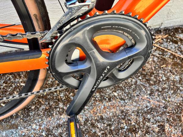 Bicicleta de carretera Motobecane Sprint de carbono completo con frenos de disco, 60 cm - $725 (cupertino)63470081470849123