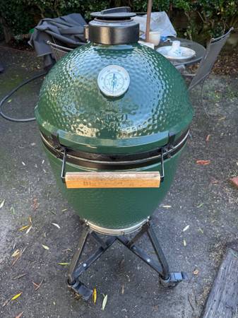 Big Green Egg - 18.25 Large 1