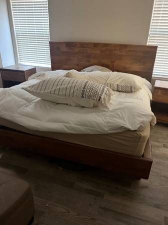 Cal king bed 1