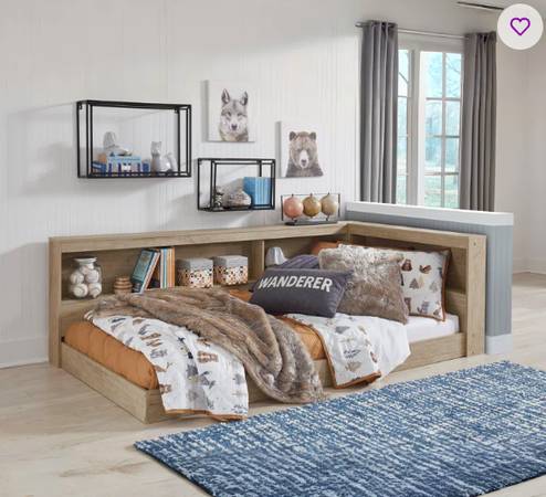 Teddy Bed with Bookcase 1