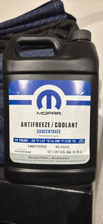 4-OEM Coolant Antifreeze, US - Mopar (68163848AC) 1
