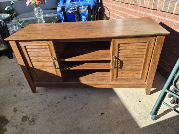 TV STAND 1