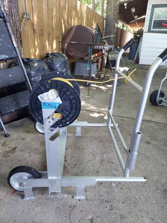 HEAVY DUTY PORTABLE SPOOL RACK 1