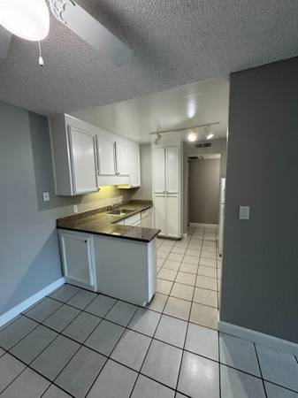 $1,725 / 1br - 750ft2 - Prime Location, Peaceful Vibes – Act Fast! (Greenhaven Pocket)63844739980675123