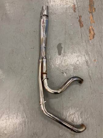 Harley Thunderheader 2 into 1 Pipes 1