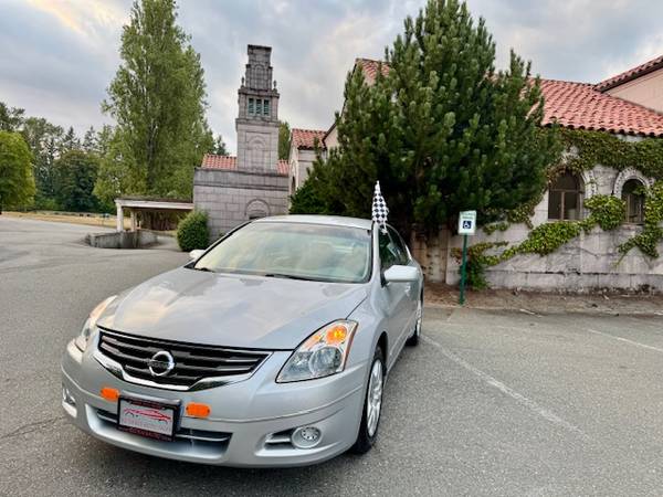 2010 NISSAN ALTIMA 2.5*ONLY 69K MILES*WELL SERVICED*GAS SAVER*ALL PWR* - $7,700 (Seattle)63474809843843121