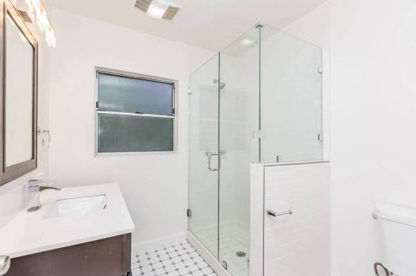 $1,090 / 1br - 658ft2 - 1-bedroom, 1-bathroom.......913 Lincoln St (watsonville)64023721605377122
