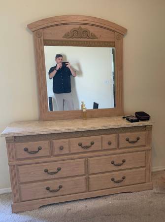Dresser 7-drawer, Free, good condition 1