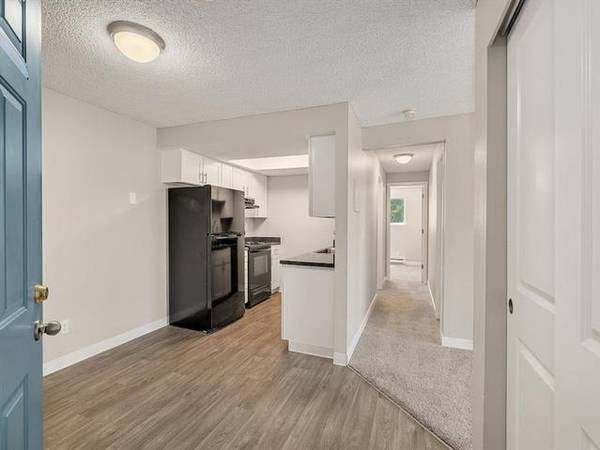 $1,750 / 2br - 910ft2 - $250 off move in on select units! (East Bremerton)64031310820227124
