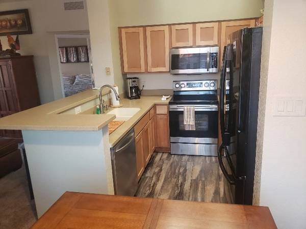 $1,695 / 1br - 650ft2 - Lakeshore Village Overlooks Rotary Park 1 bed/bath for winter visitor (Lake Havasu City)64038880467971121