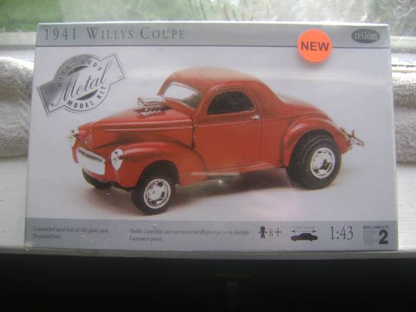 Testors 1941 Willys Model Kit 1