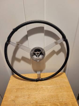 Banjo Steering Wheel 18" Diameter 1
