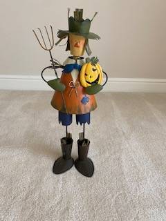 HALLOWEEN  Scarecrow metal artwork + MORE 1