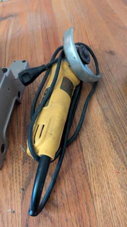 DeWALT Angle Grinder 1