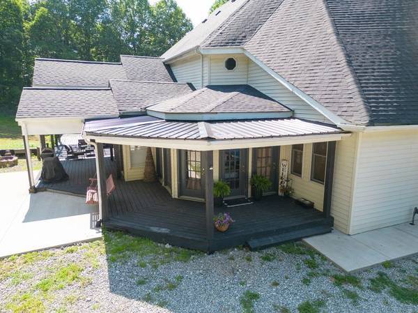 $449 / 1br - 750ft2 - Spacious Double bedroom with storage and parking (Jackson)63862289418241124