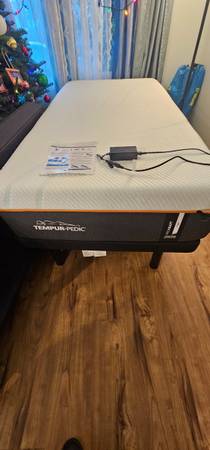 Tempur-Pedic adjustable Bed For Sale 1